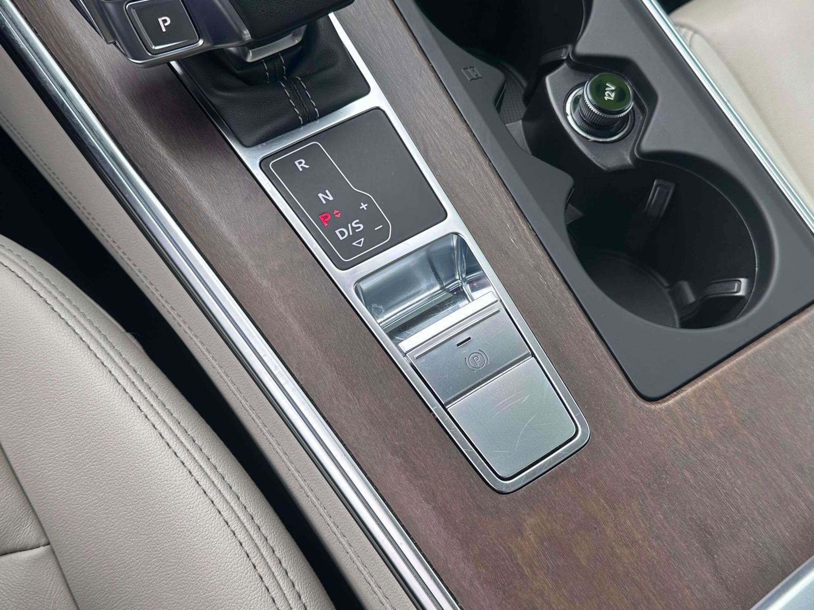 Used 2024 Audi A6 Premium Plus image 34