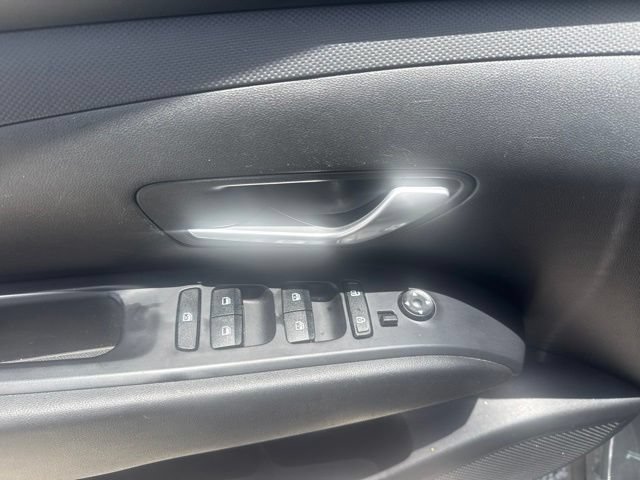 Used 2023 Hyundai Santa Cruz SEL AWD/4WD image 12