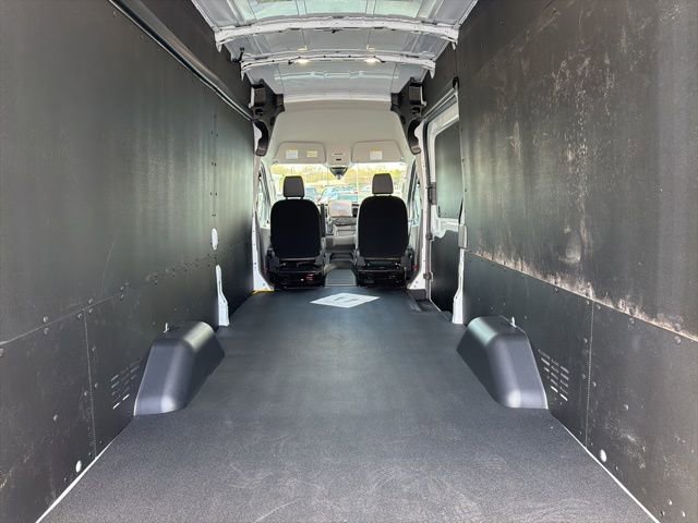 New 2026 Ford Transit 350 148 High Roof Extended RWD image 11