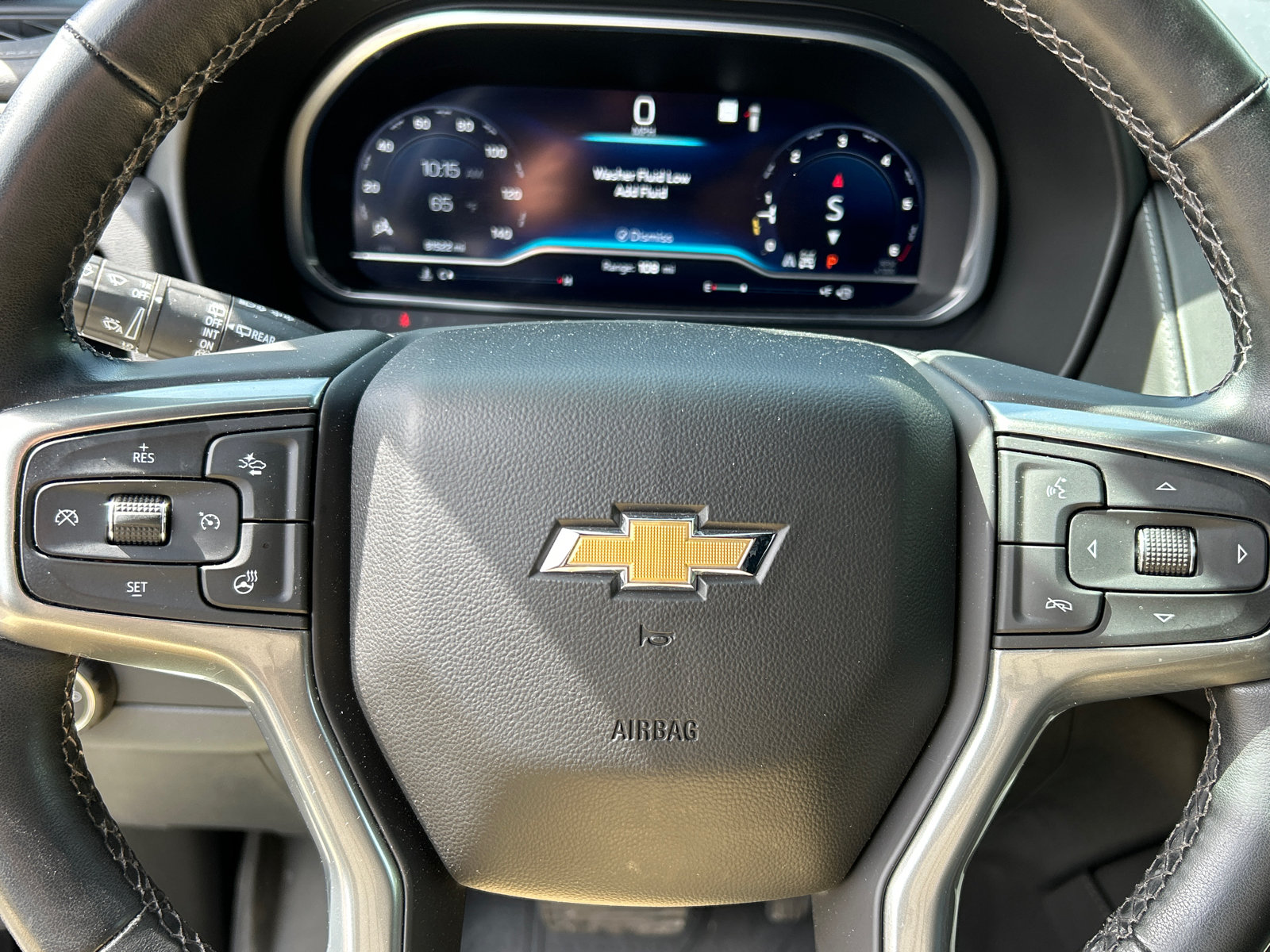 Used 2023 Chevrolet Tahoe LT w/ Luxury Package AWD/4WD image 10
