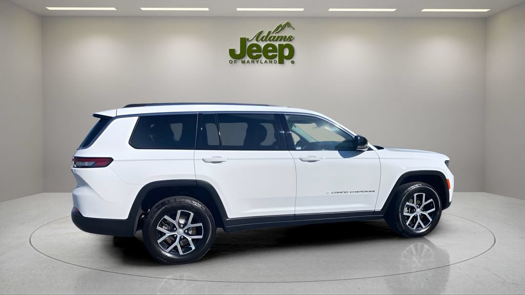 Used 2023 Jeep Grand Cherokee L Limited AWD/4WD image 14