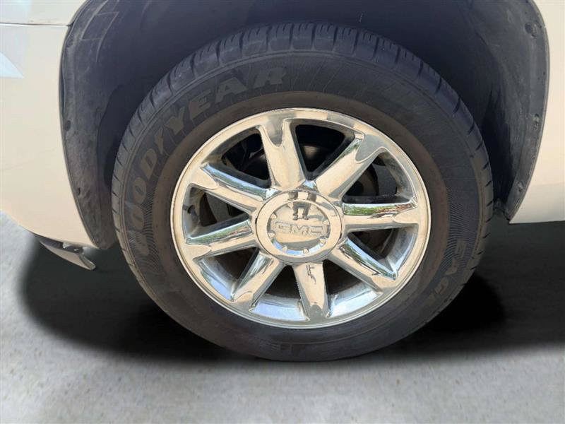 Used 2014 GMC Yukon XL Denali AWD/4WD image 22