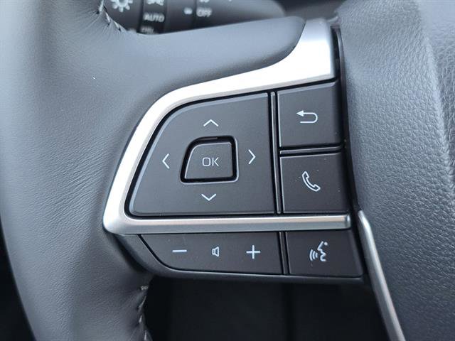 New 2026 Toyota Highlander XSE image 19