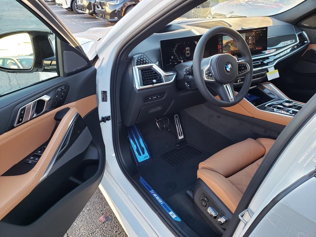 New 2026 BMW X6 M60i image 6