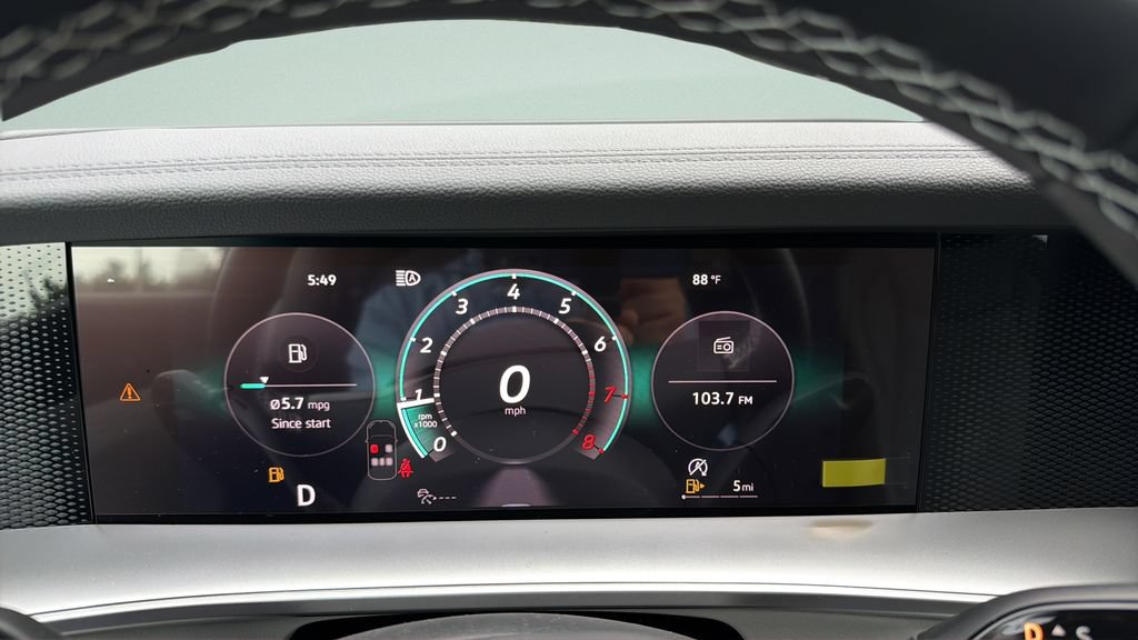 New 2026 Volkswagen Tiguan SE FWD image 34
