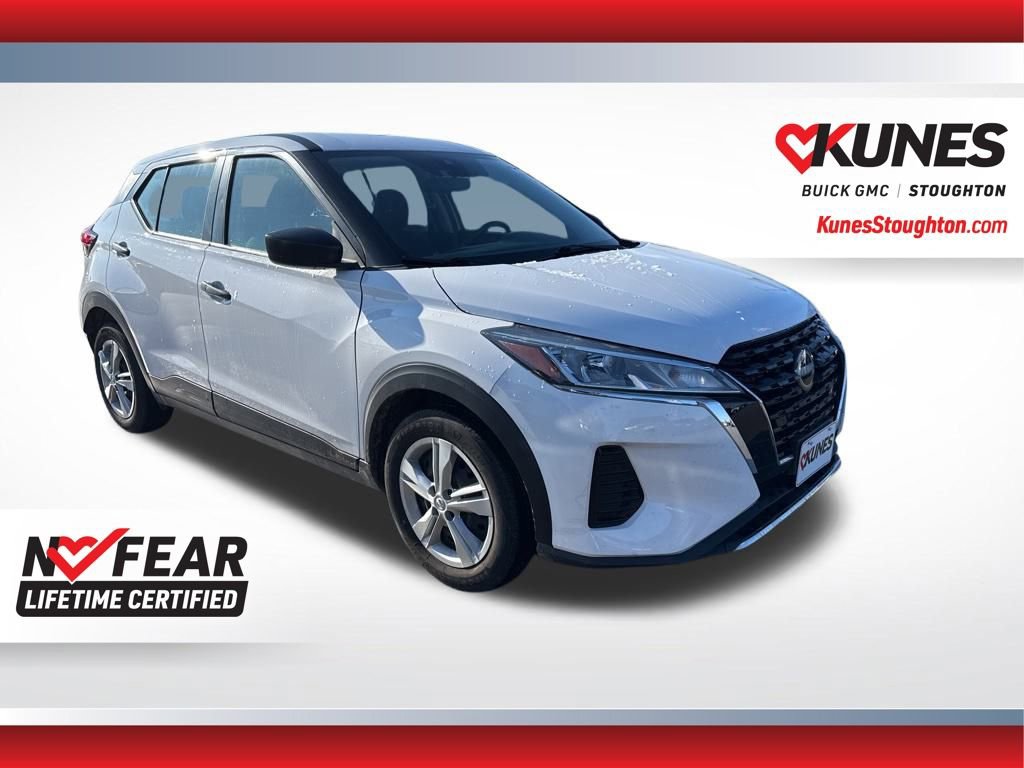Used 2022 Nissan Kicks S
