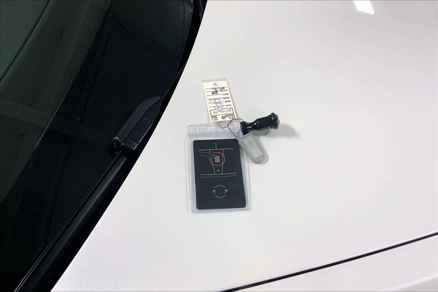 Used 2023 Tesla Model 3 Performance AWD/4WD image 14