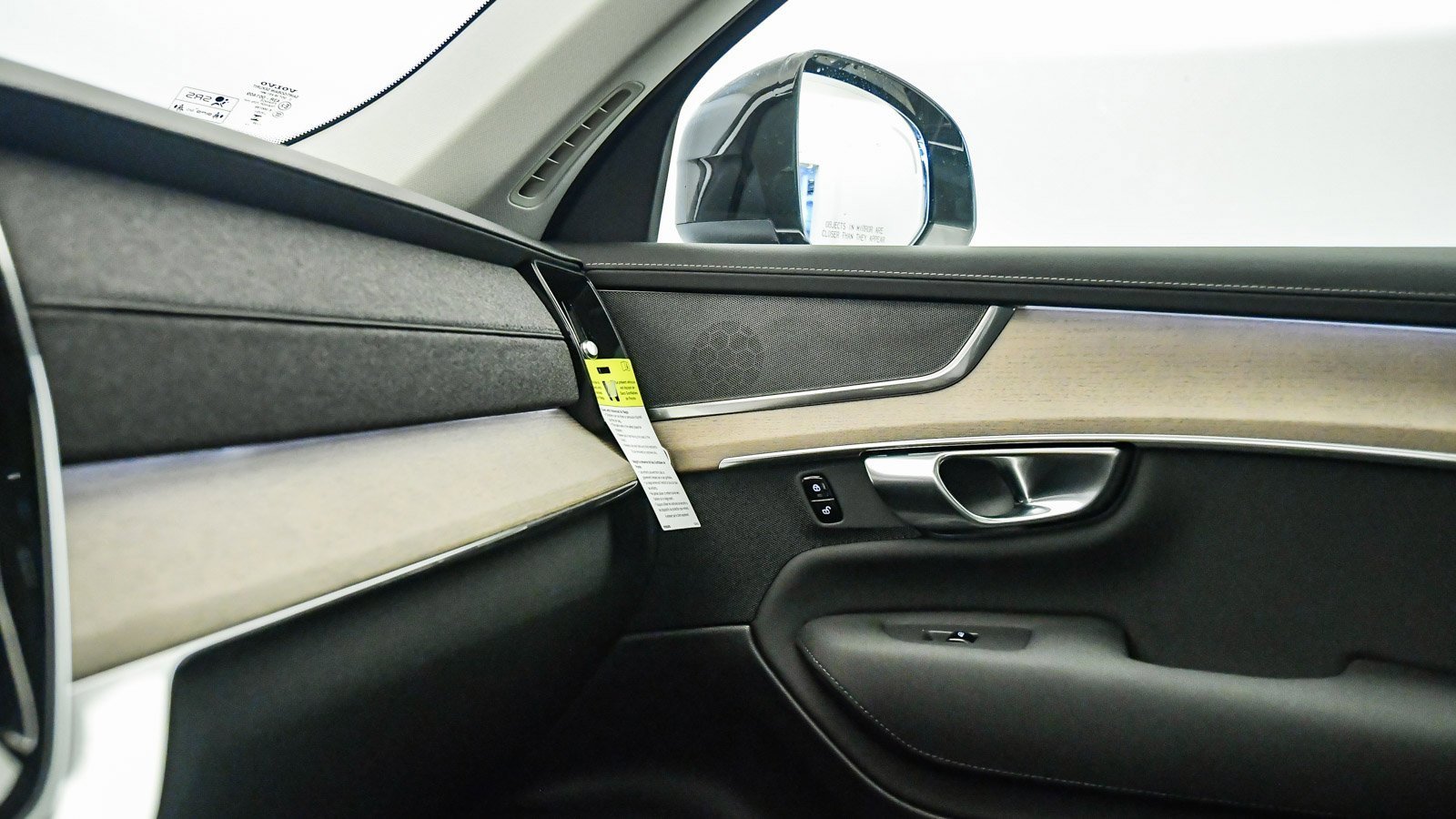 New 2026 Volvo XC90 B5 Core image 30