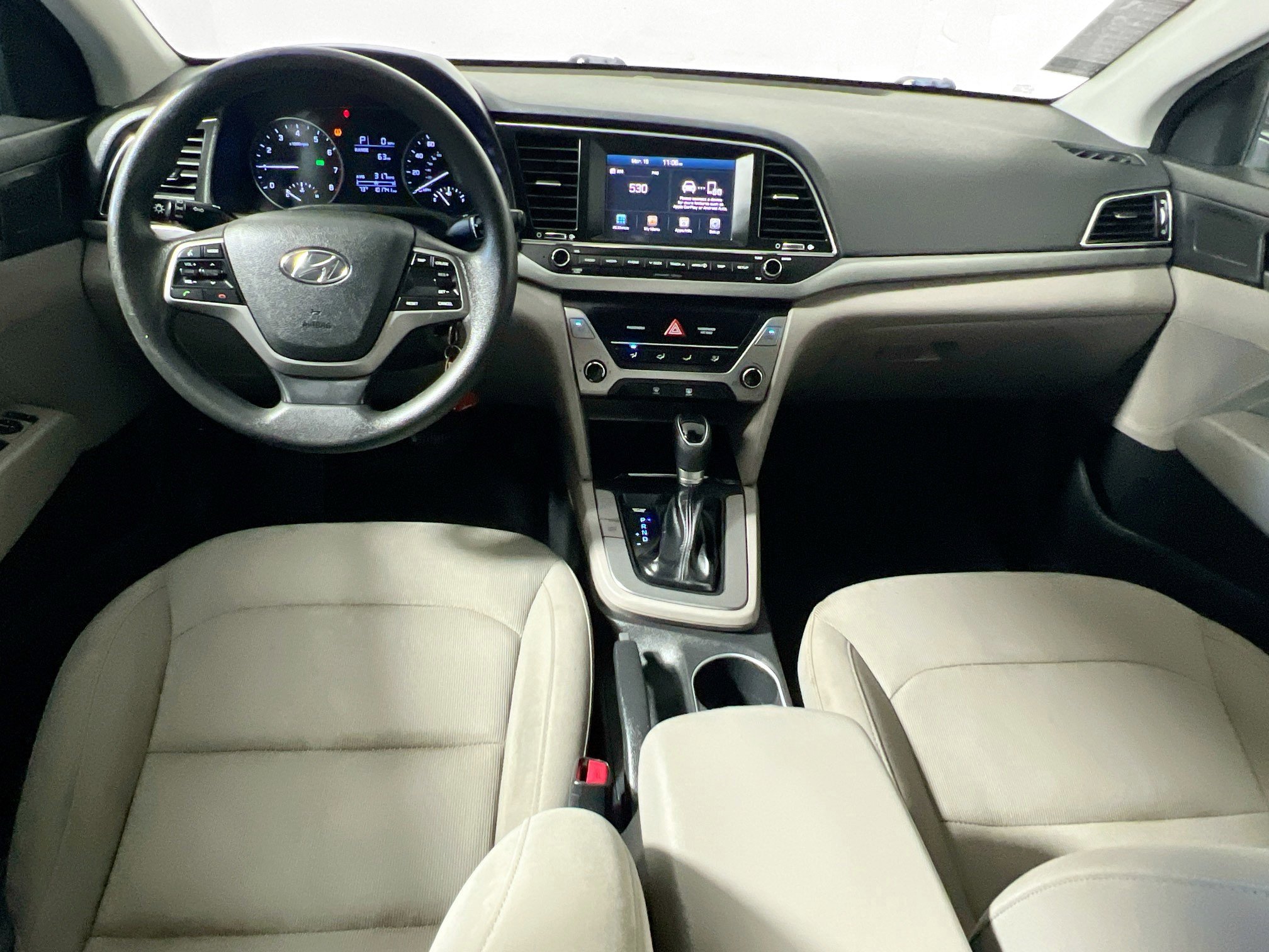 Used 2017 Hyundai Elantra SE image 29