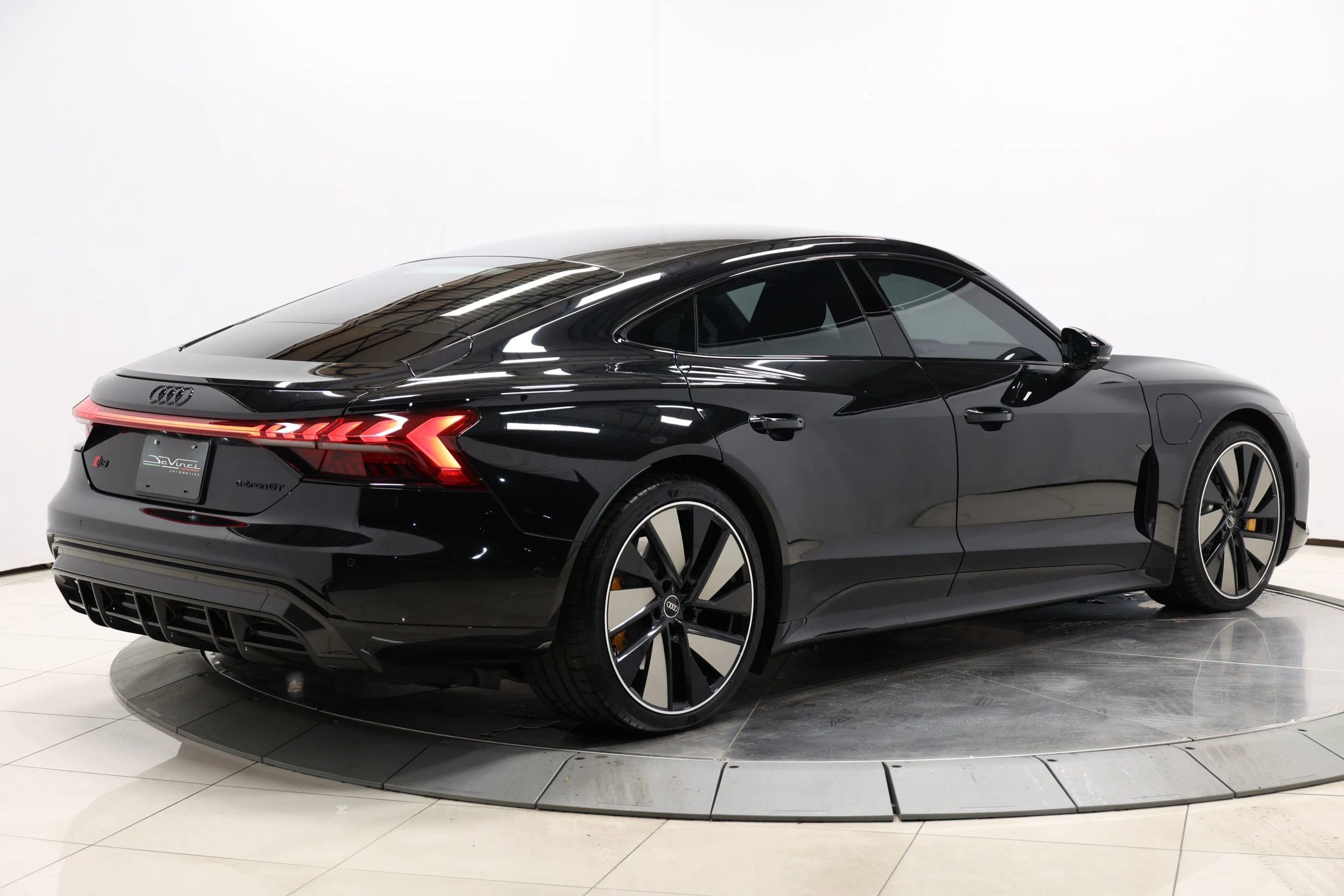 Used 2022 Audi RS e-tron GT w/ Carbon Performance Package image 62