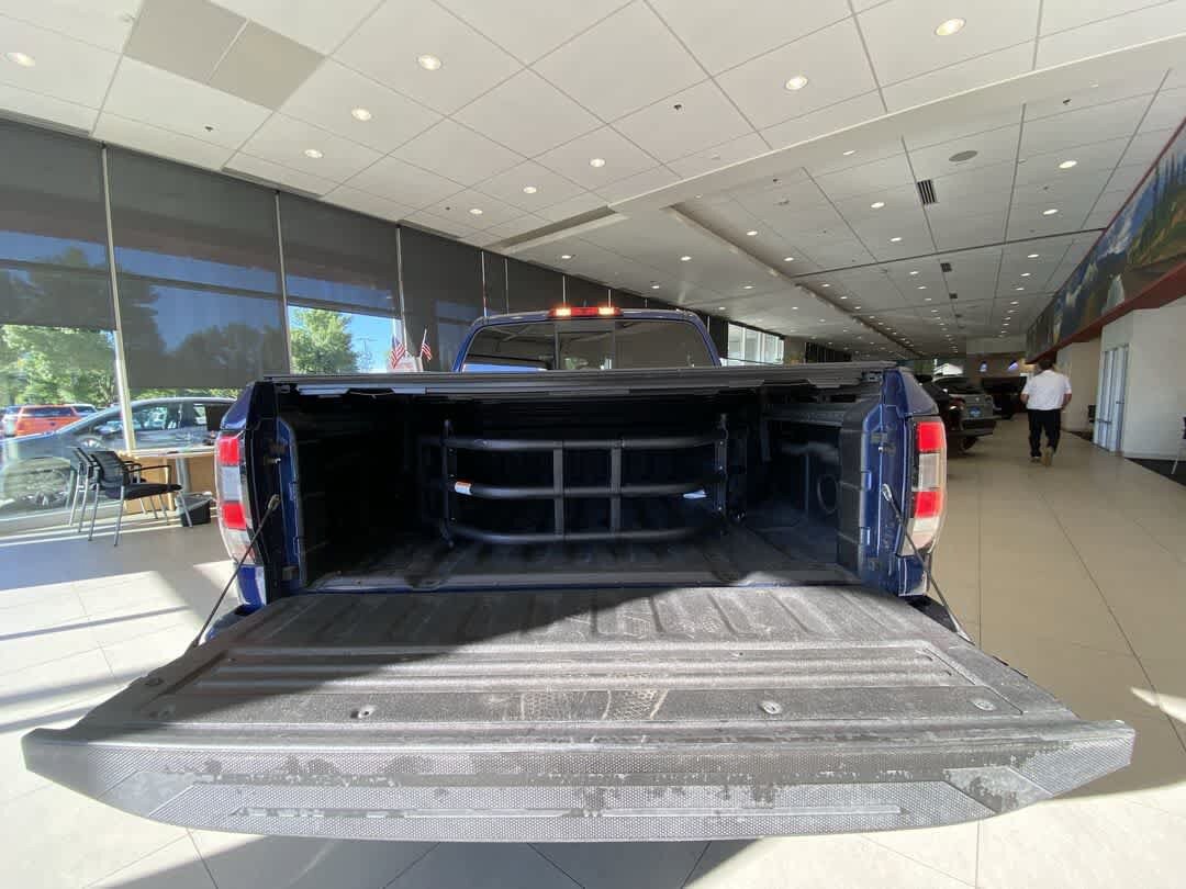 Used 2022 Nissan Frontier PRO-4X w/ Technology Package AWD/4WD image 26
