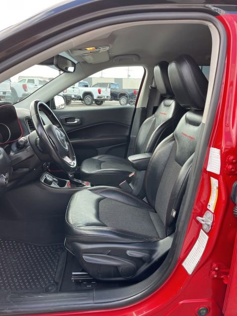 Used 2019 Jeep Compass Trailhawk image 29
