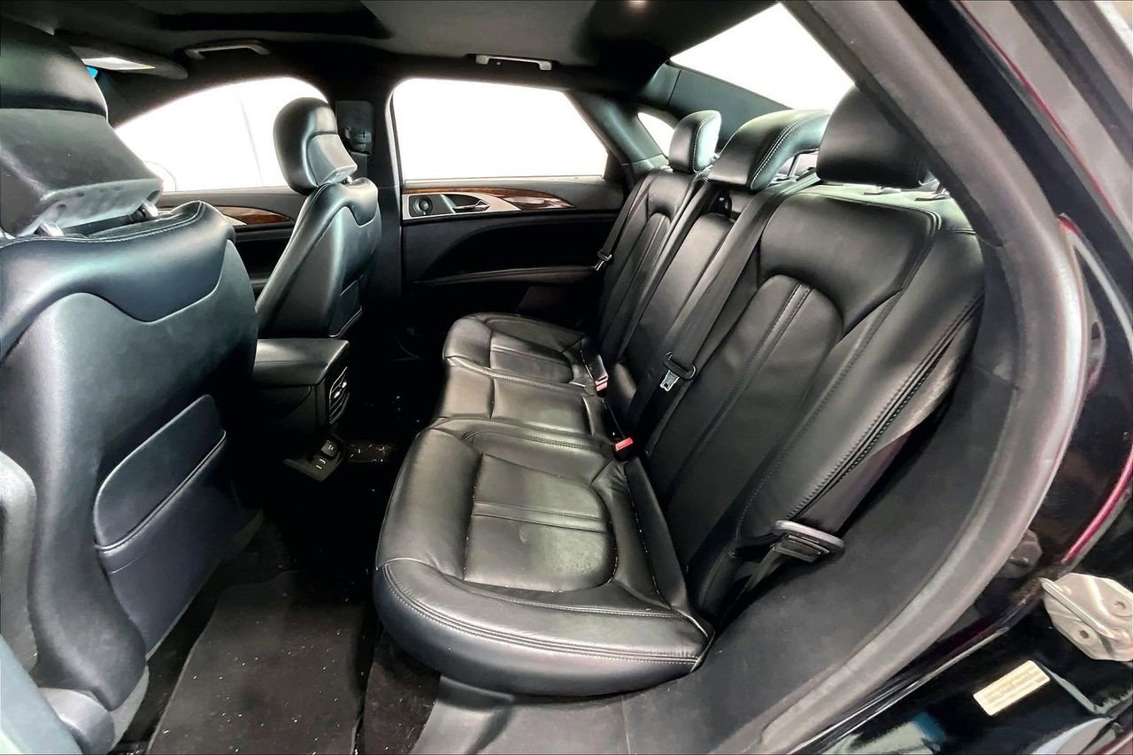 Used 2017 Lincoln MKZ Reserve FWD image 20