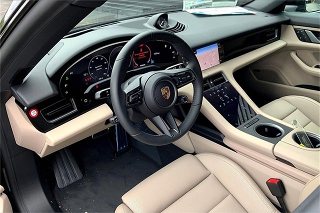 New 2025 Porsche Taycan image 4