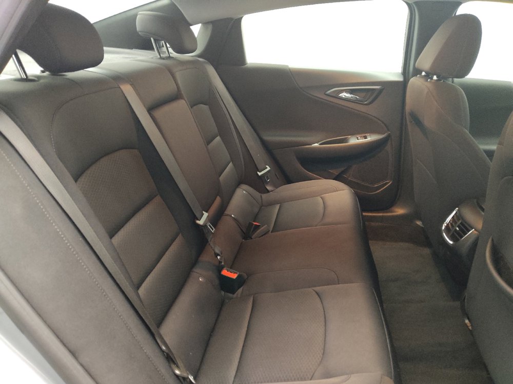 Used 2024 Chevrolet Malibu LT image 19