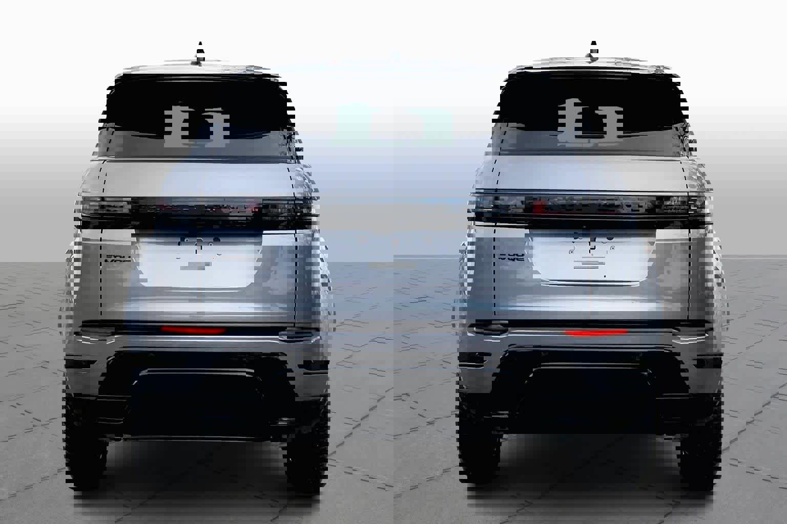 Used 2026 Land Rover Range Rover Evoque Dynamic SE image 5