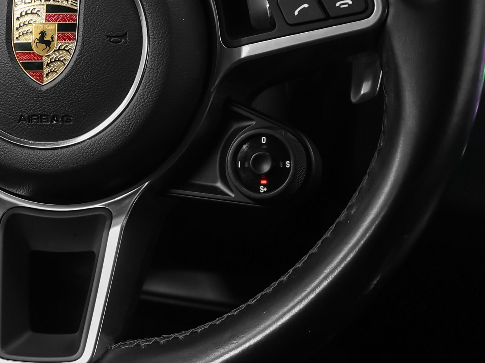 Certified 2022 Porsche Cayenne Platinum Edition AWD/4WD image 32