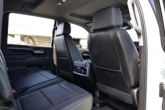 Used 2026 GMC Sierra 3500 Denali w/ Denali Reserve Package image 36