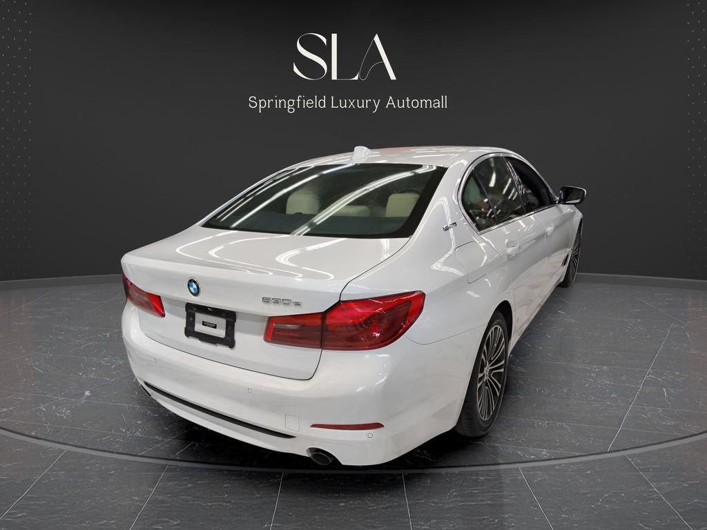 Used 2019 BMW 530e xDrive w/ Convenience Package AWD/4WD image 6
