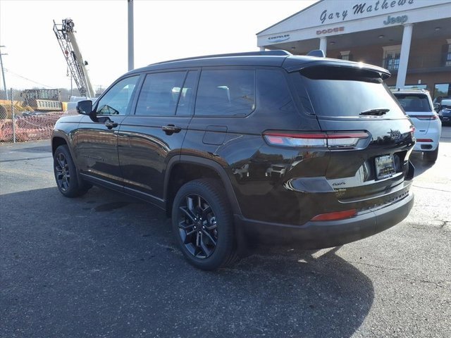 New 2025 Jeep Grand Cherokee L Limited image 4