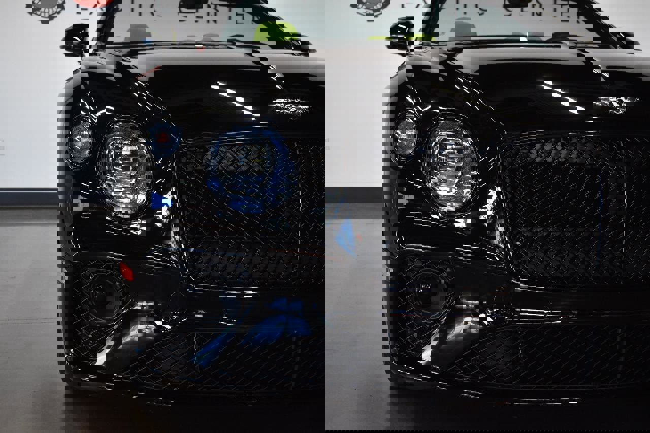 Used 2021 Bentley Continental GT image 9