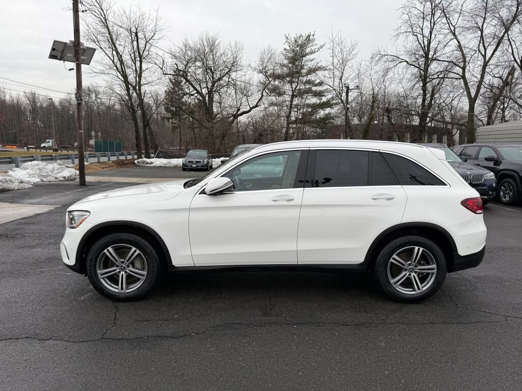 Used 2021 Mercedes-Benz GLC 300 4MATIC image 4
