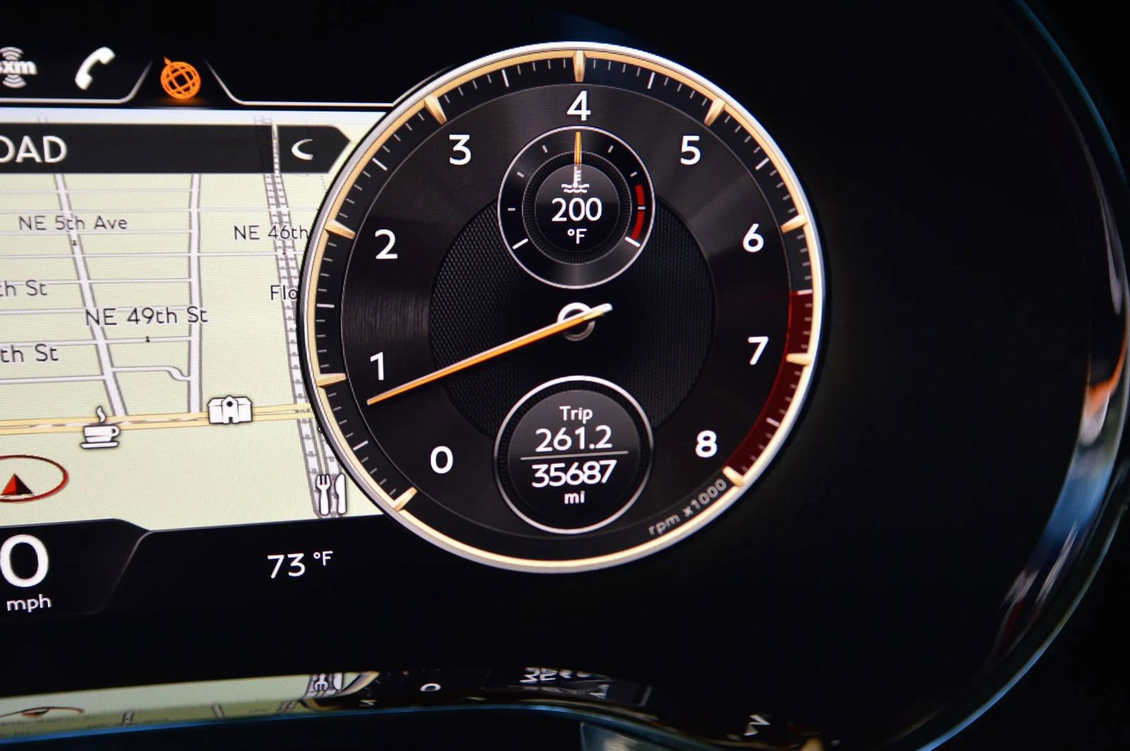 Used 2022 Bentley Flying Spur V8 image 44
