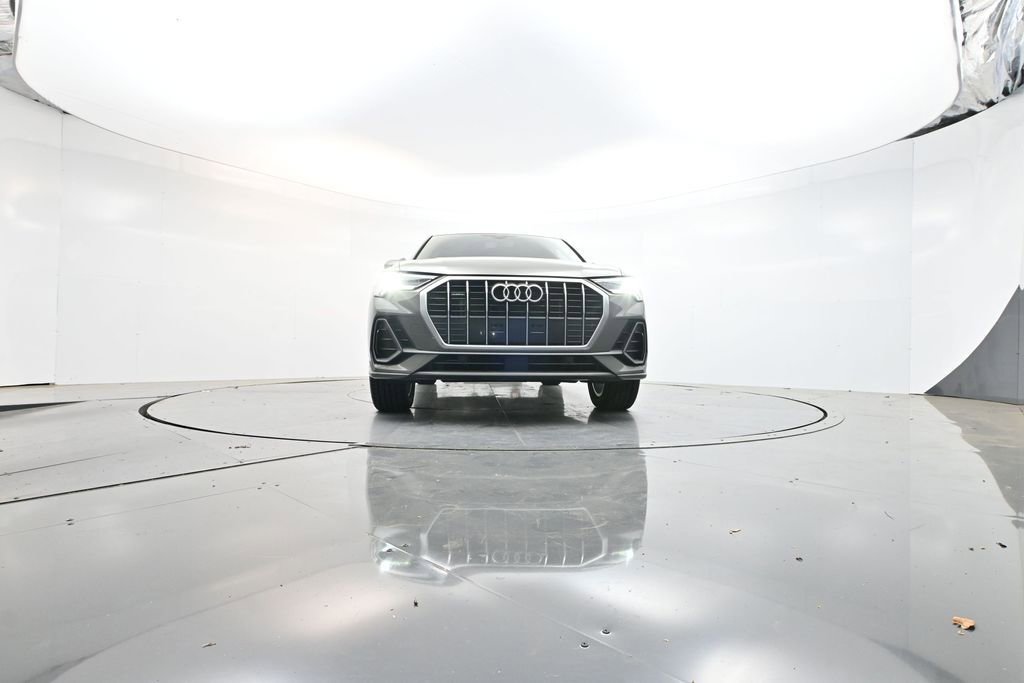 Used 2024 Audi Q3 2.0T Premium AWD/4WD image 31
