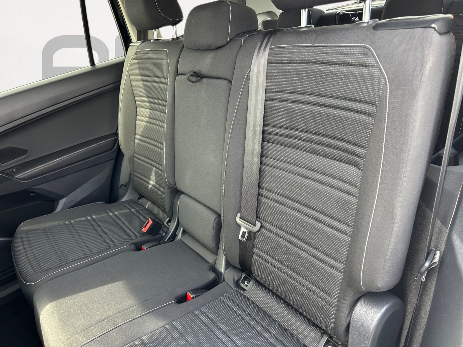 Used 2022 Volkswagen Tiguan S FWD image 20