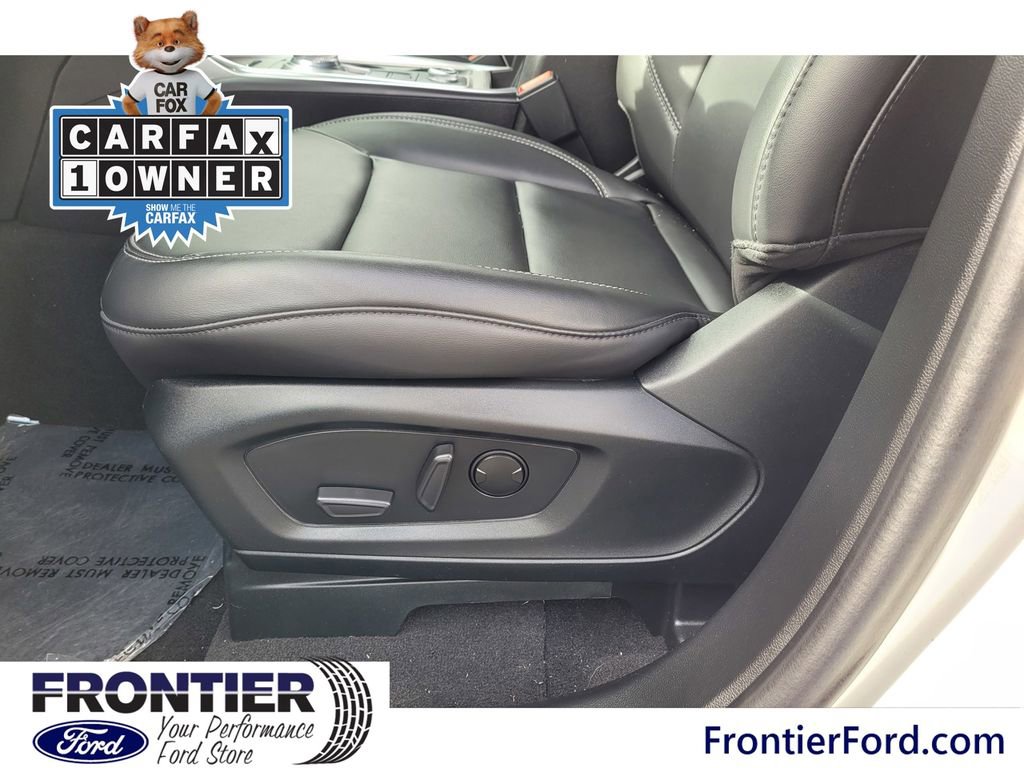 Used 2024 Ford Explorer XLT w/ Equipment Group 202A image 14