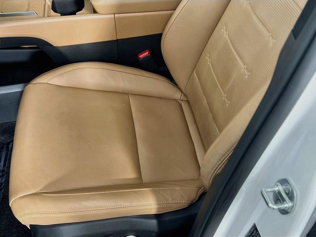 Certified 2025 Hyundai Santa Fe Limited AWD/4WD image 20