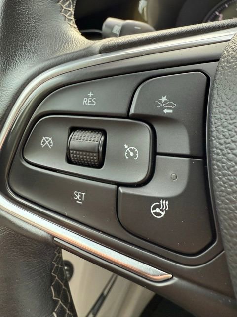 Used 2021 Buick Envision Avenir w/ Technology Package II image 42