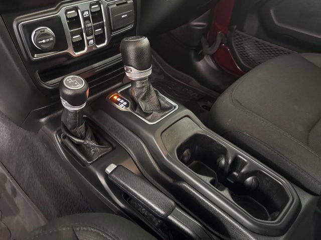 Used 2021 Jeep Gladiator Sport image 19