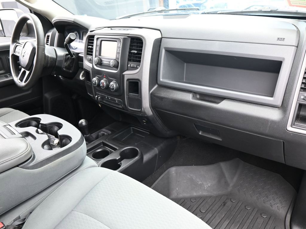 Used 2018 RAM 3500 Tradesman w/ Chrome Appearance Group image 38