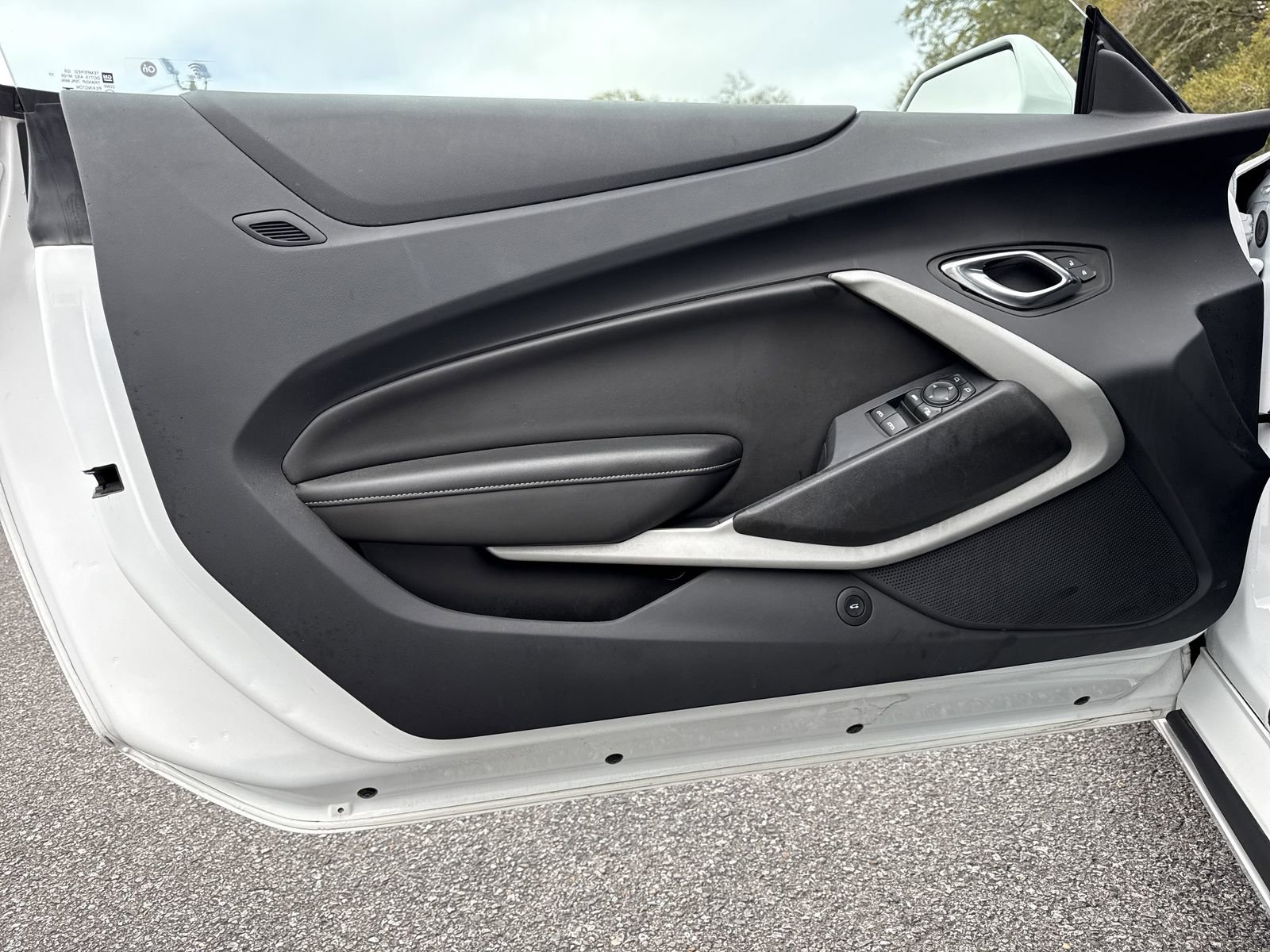Used 2023 Chevrolet Camaro LT image 12