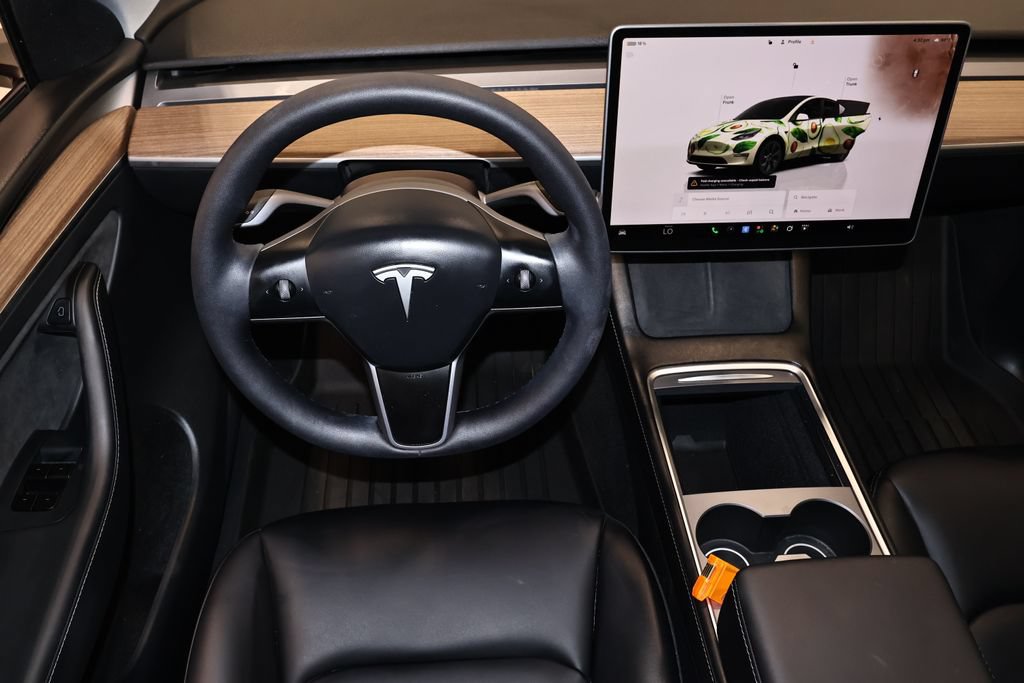 Used 2025 Tesla Model Y Long Range AWD/4WD image 20