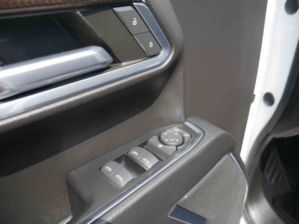 Used 2023 Chevrolet Silverado 1500 RST image 25