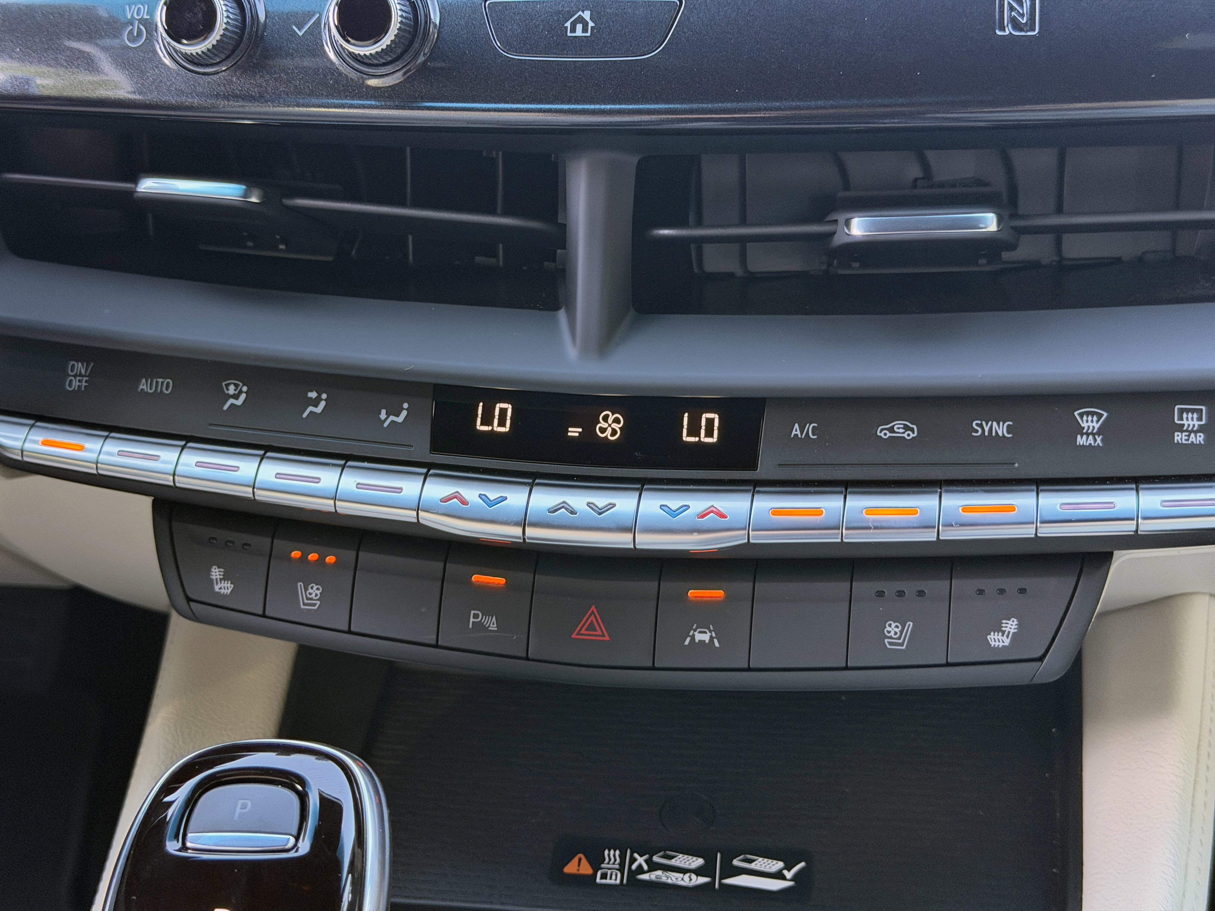 Used 2021 Cadillac CT4 Premium Luxury AWD/4WD image 23
