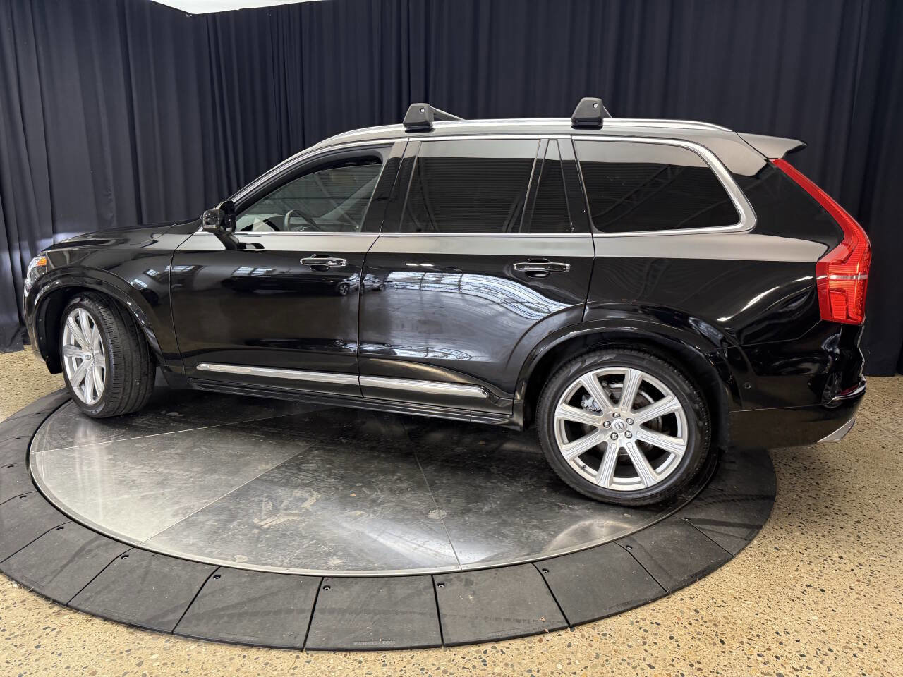 Used 2016 Volvo XC90 T6 AWD/4WD image 5