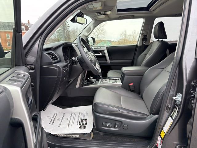 Used 2020 Toyota 4Runner SR5 Premium w/ Moonroof Package image 13