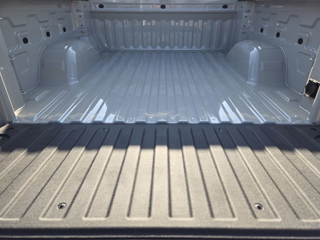 New 2026 Chevrolet Silverado 1500 Custom w/ Turbomax Blackout Package image 31