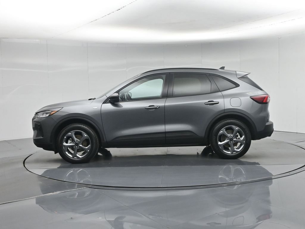 Certified 2025 Ford Escape ST-Line AWD/4WD image 38