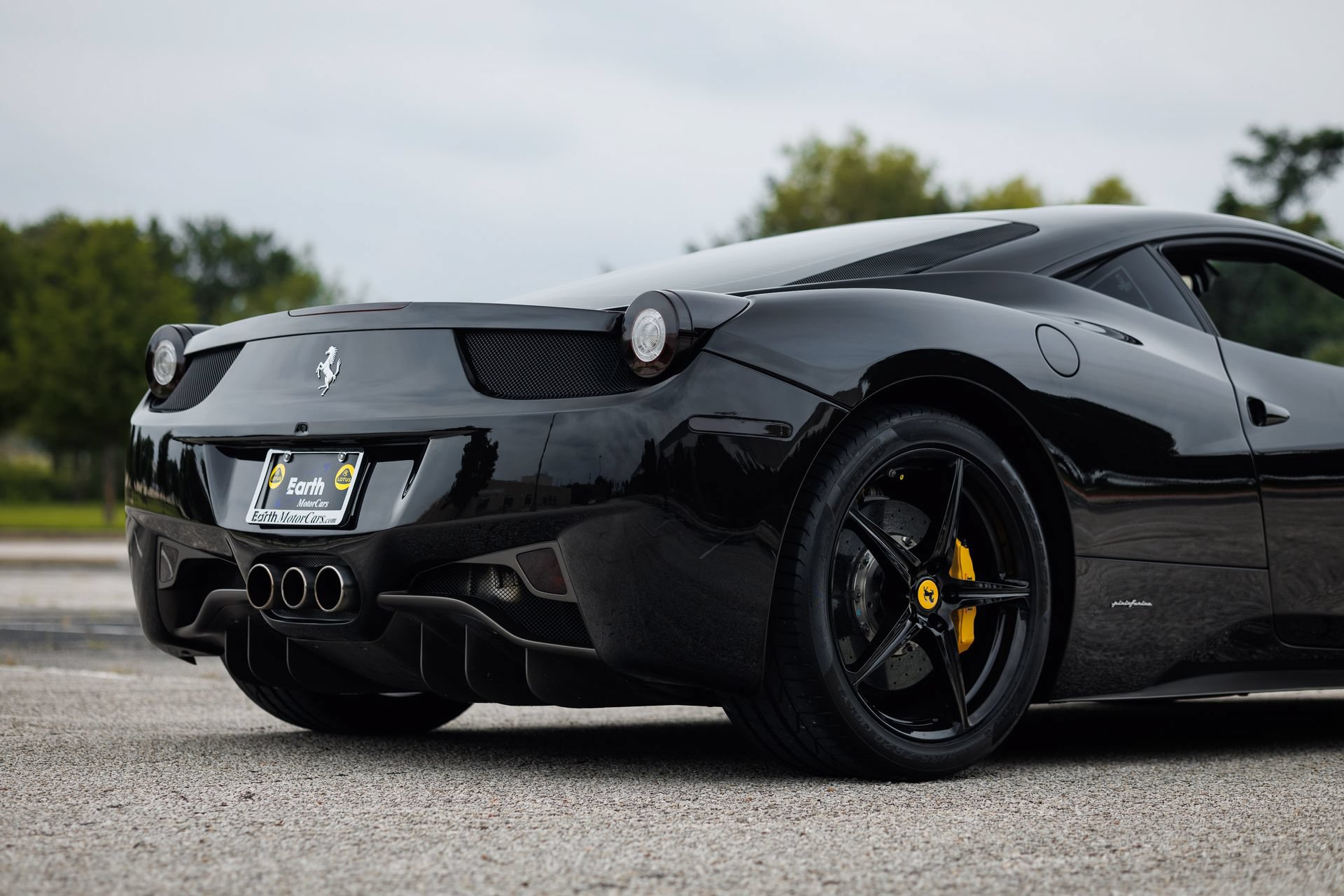 Used 2012 Ferrari 458 Italia Coupe RWD image 12