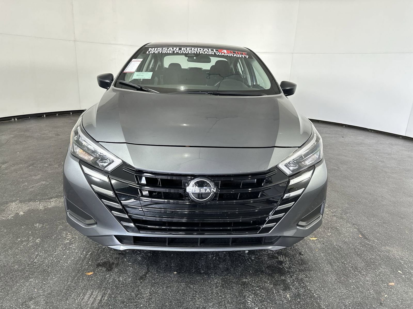 Certified 2025 Nissan Versa S w/ Trunk Package image 4