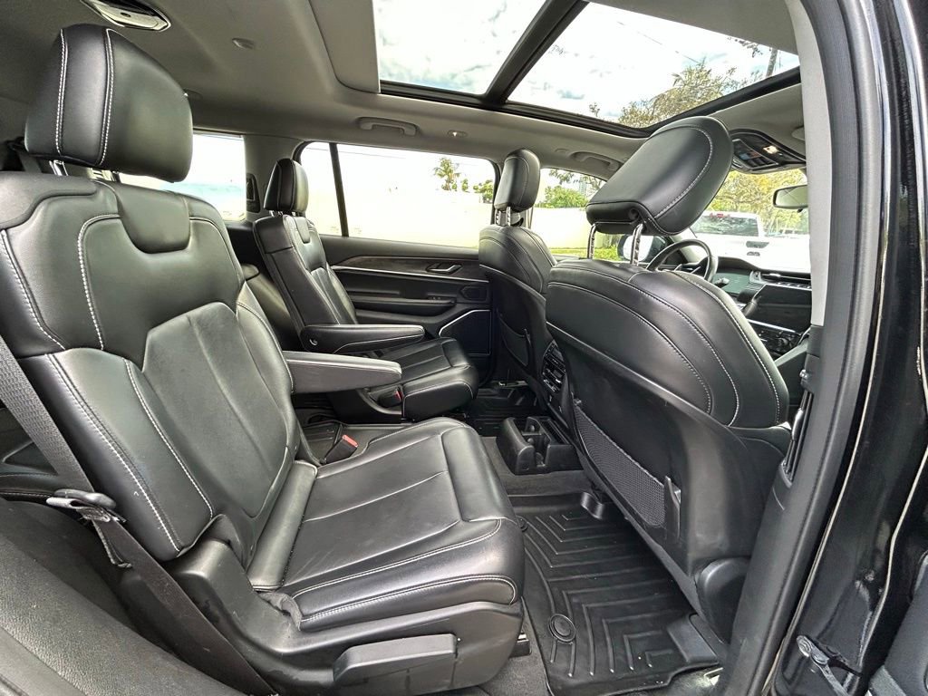 Used 2021 Jeep Grand Cherokee L Limited image 37