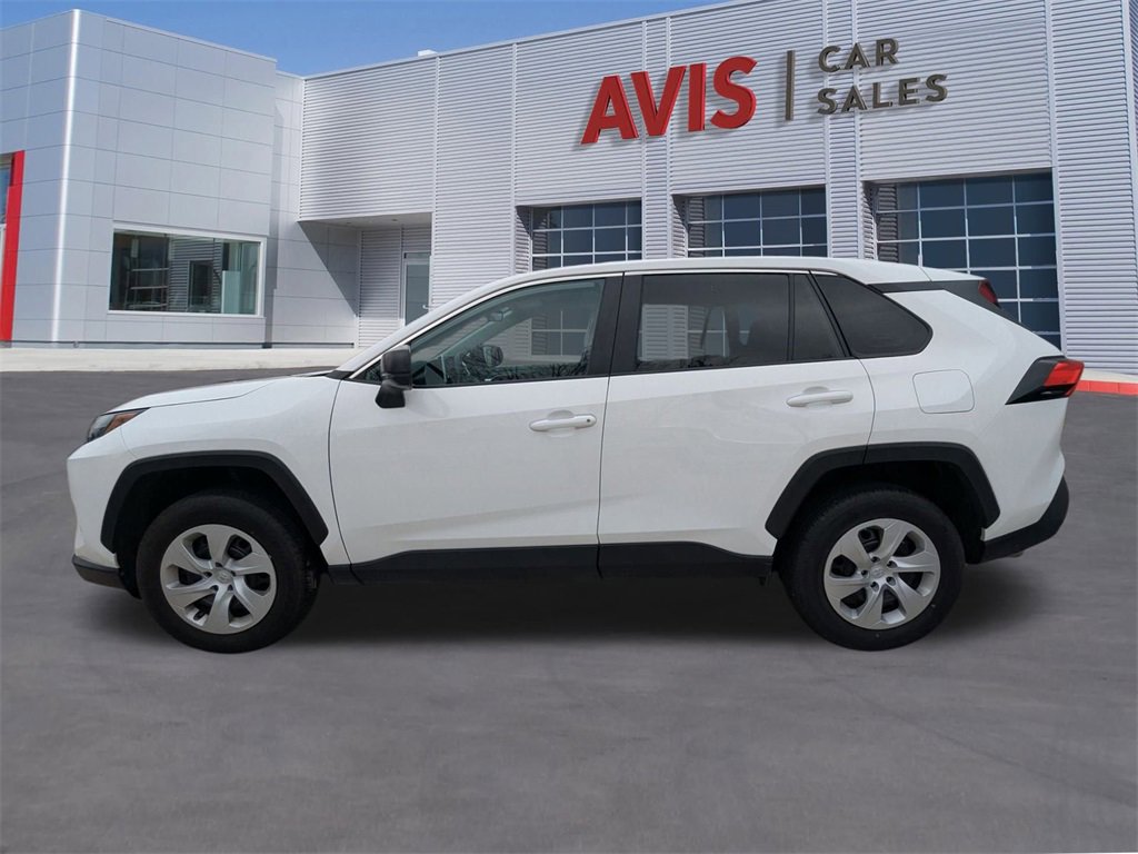 Used 2025 Toyota RAV4 LE image 10