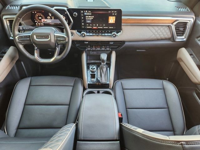 Used 2024 GMC Canyon Denali image 26