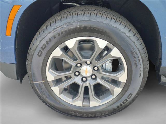 New 2026 Chevrolet Suburban LS RWD image 9