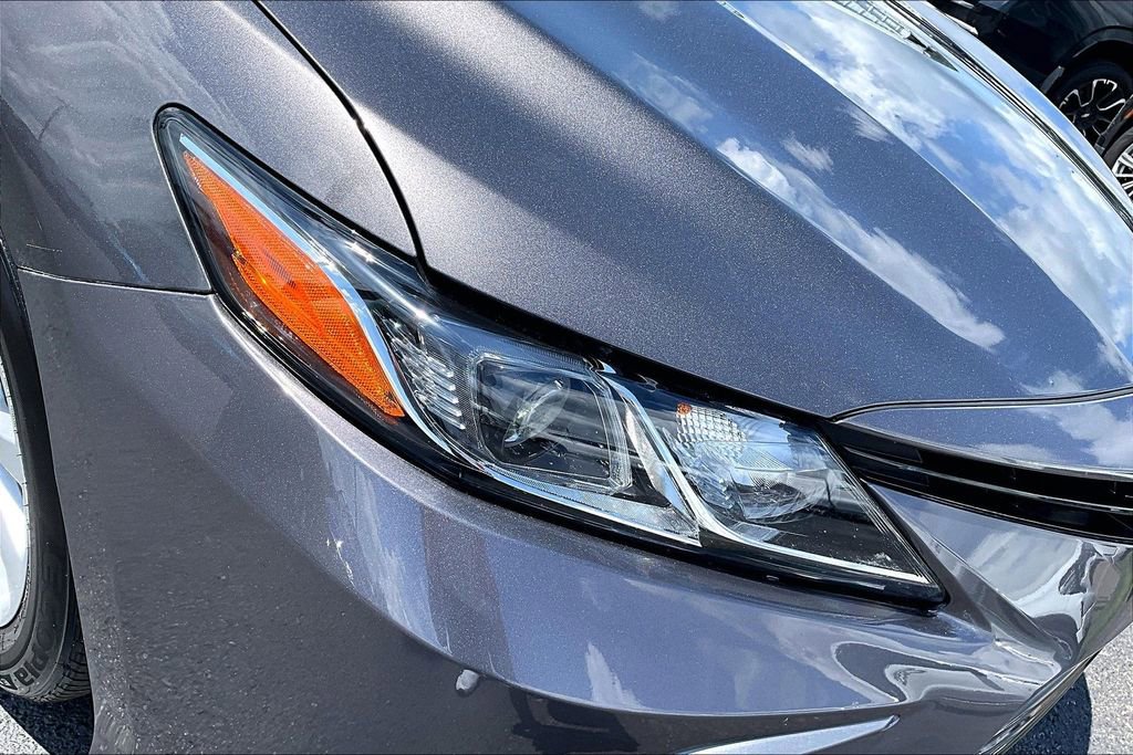 Used 2023 Toyota Camry LE w/ Convenience Package FWD image 32