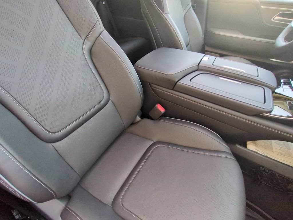Used 2026 INFINITI QX80 Luxe w/ Cargo Package RWD image 22